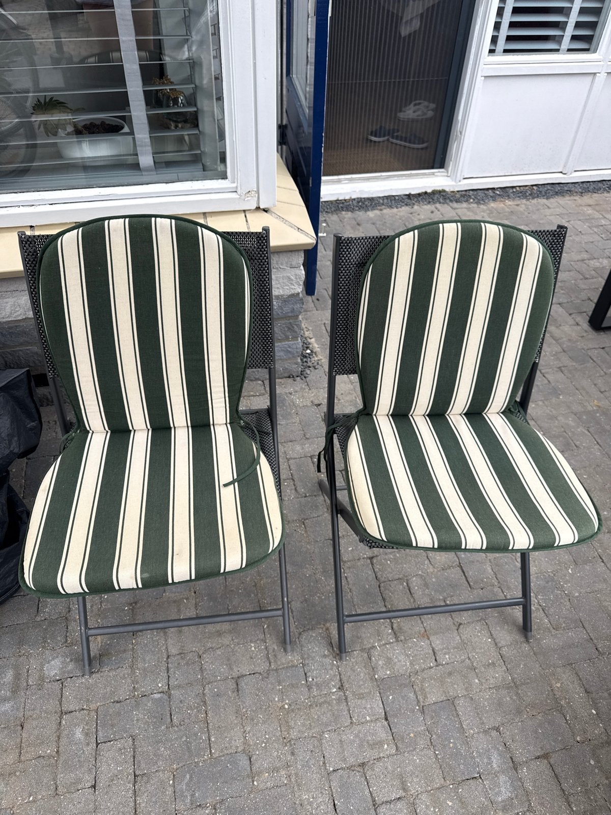 Set van 2 Groen/crème gestreepte tuinstoelkussens, Tuin en Terras, Ophalen, Gebruikt