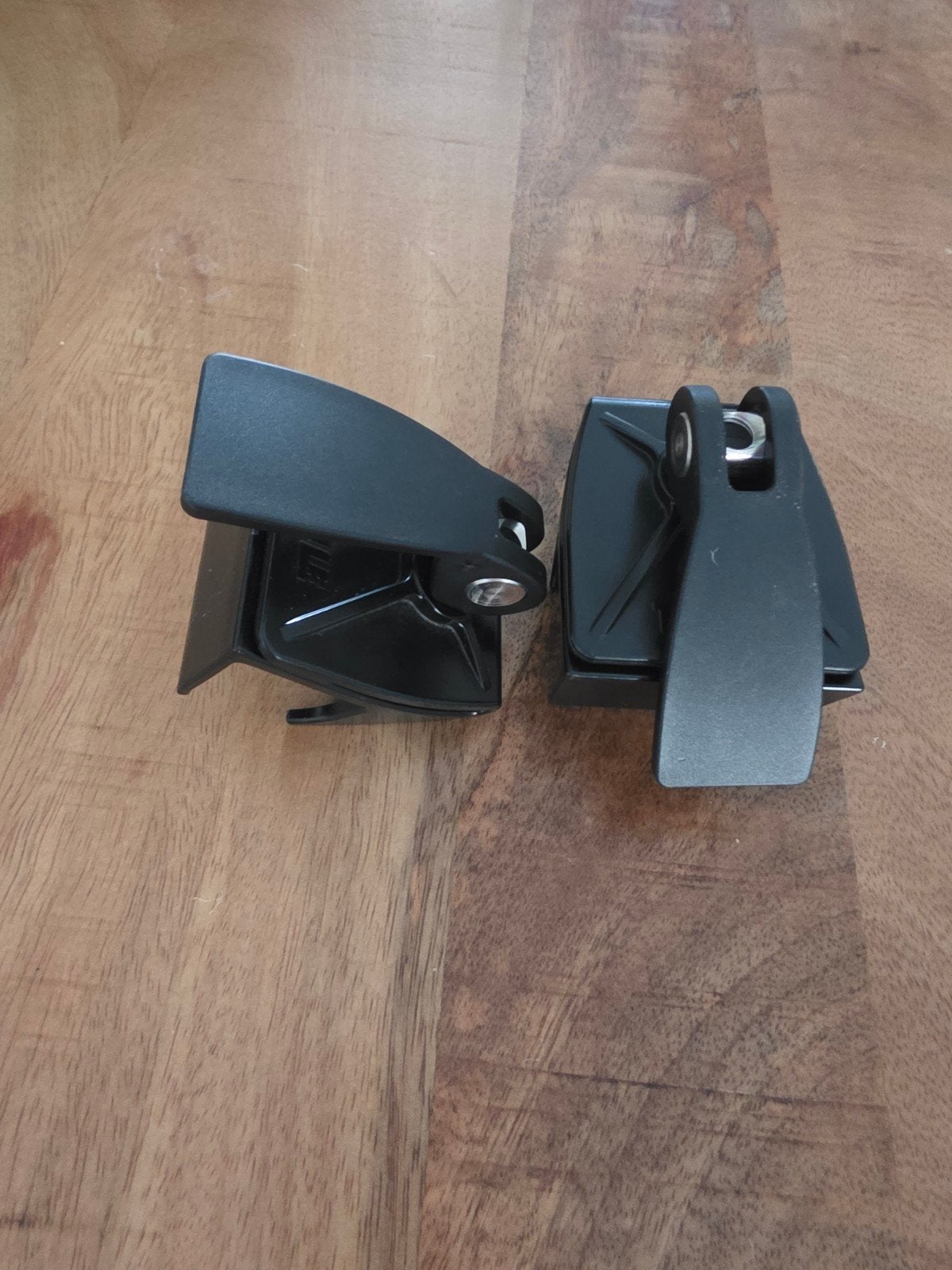 Thule Omnistor doek klemmen (2 stuks) - Nieuwstaat, Ophalen of Verzenden, Zo goed als nieuw