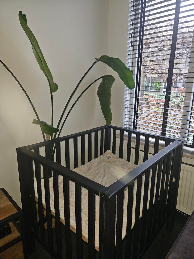 Babybox - Gebruikt, lichte sporen, Kinderen en Baby's, Boxen, Ophalen, Gebruikt, Vierkant, In hoogte verstelbaar