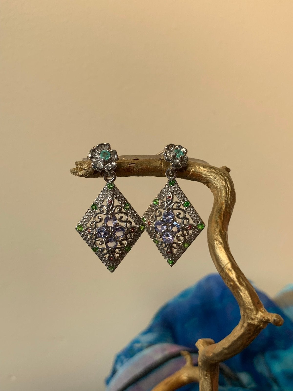 Tanzaniet smaragd diopsiet robijn beschermt vertrouwen SALE, Sieraden, Tassen en Uiterlijk, Oorbellen, Magnolia11, Nieuw, Ophalen of Verzenden