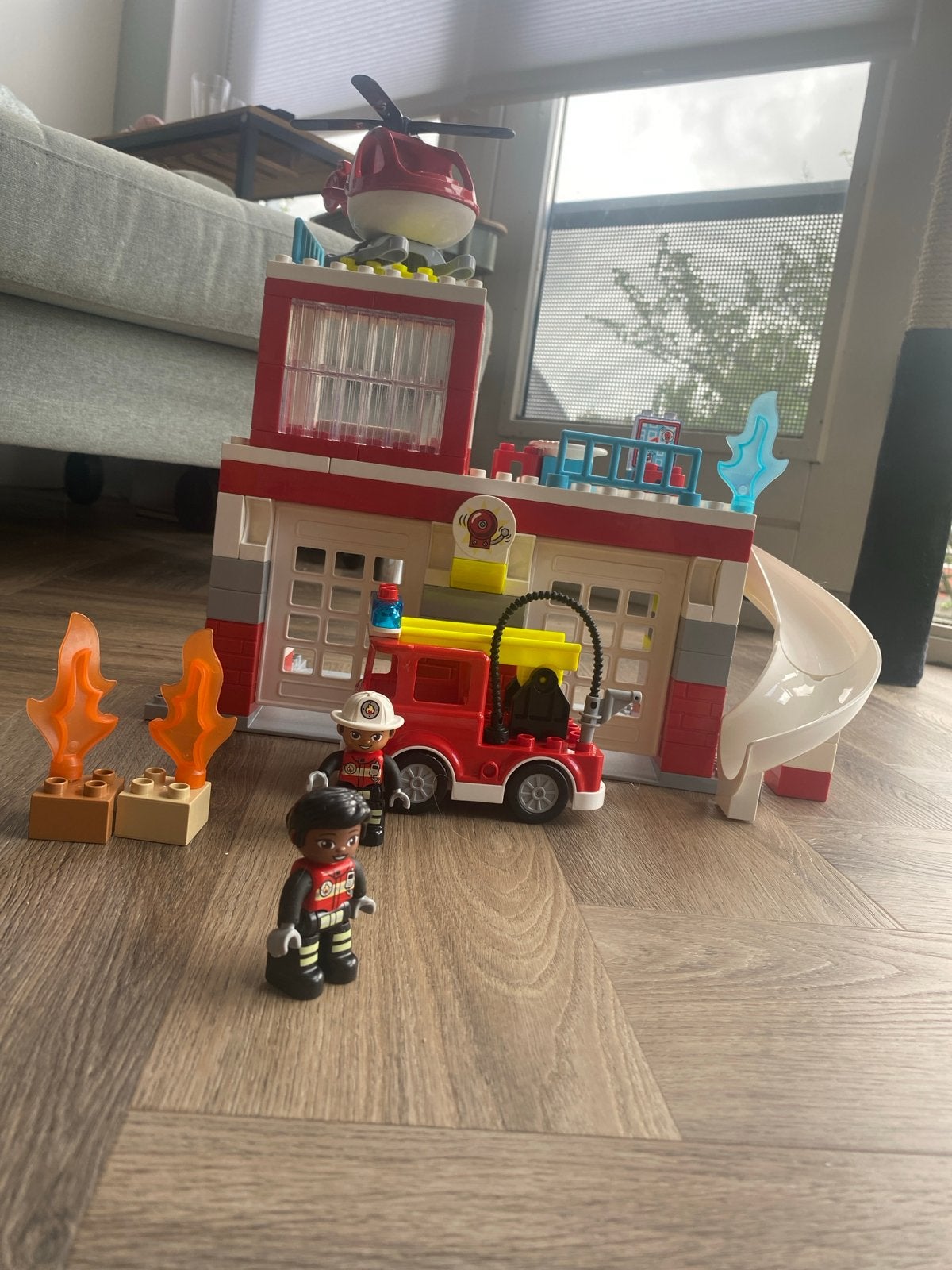 10970 Lego Duplo Brandweerkazerne met voertuigen en figuren, Ophalen of Verzenden, Zo goed als nieuw, Overige merken