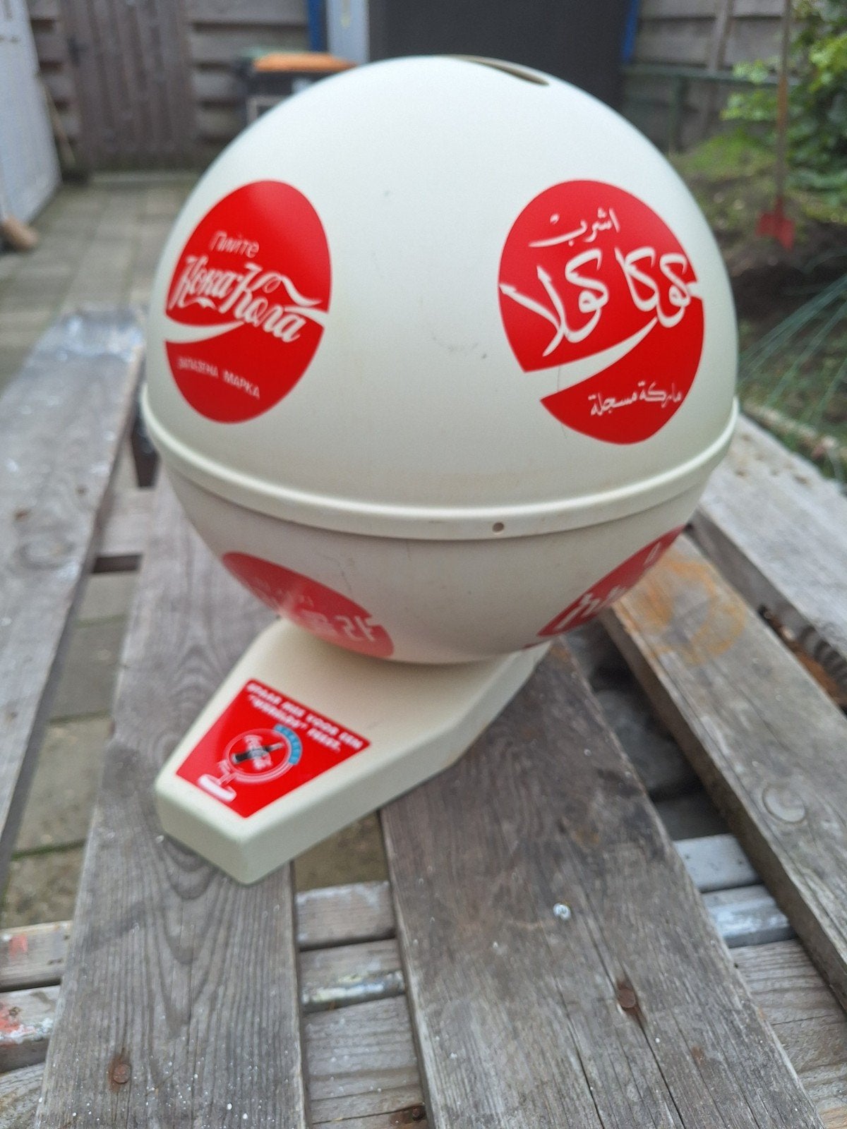 Coca-Cola spaar bol, Ophalen of Verzenden, Gebruikt, Gebruiksvoorwerp