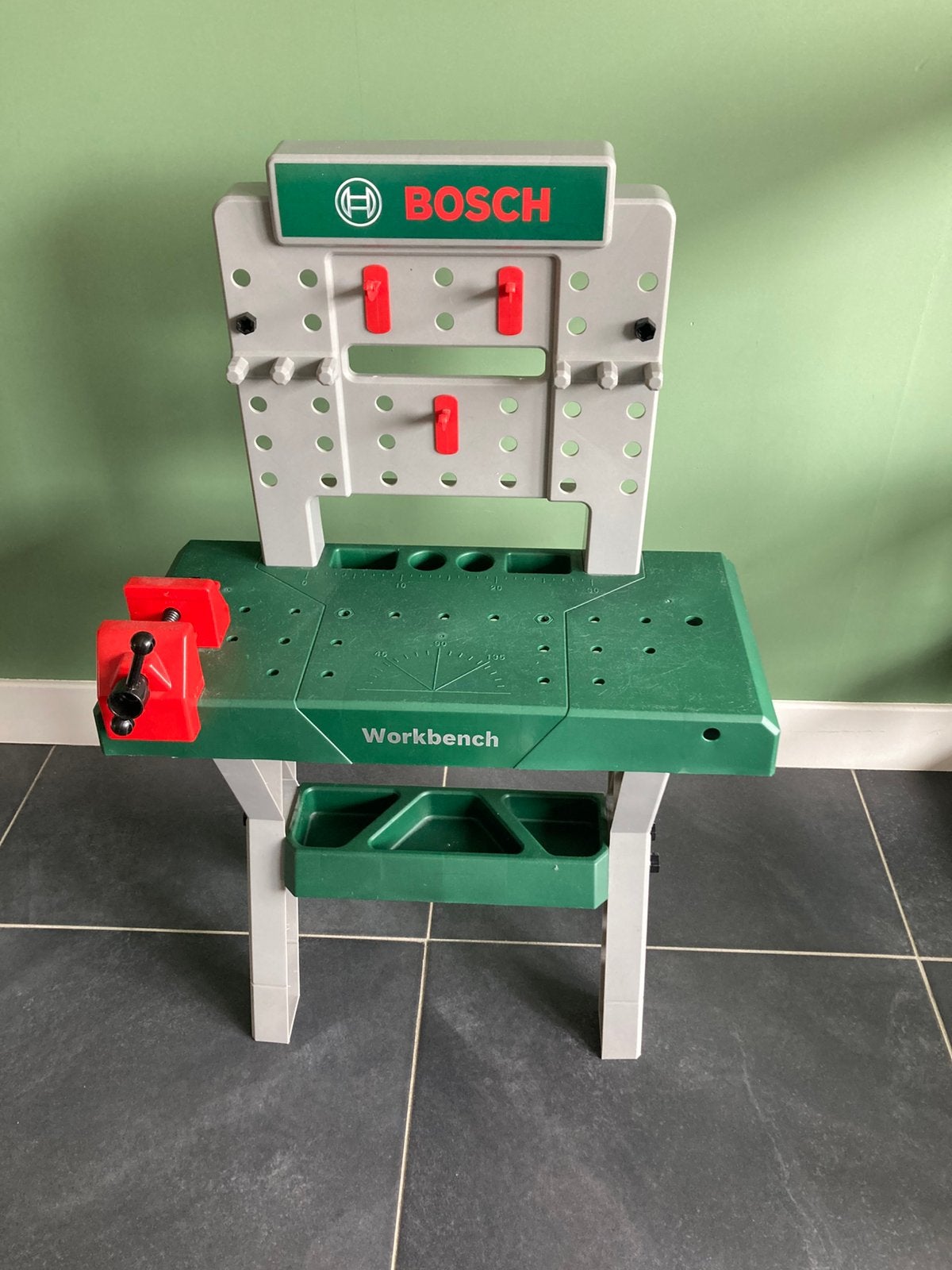 Bosch werkbank met gereedschap, Kinderen en Baby's, Speelgoed | Speeltafels, Ophalen, Zo goed als nieuw