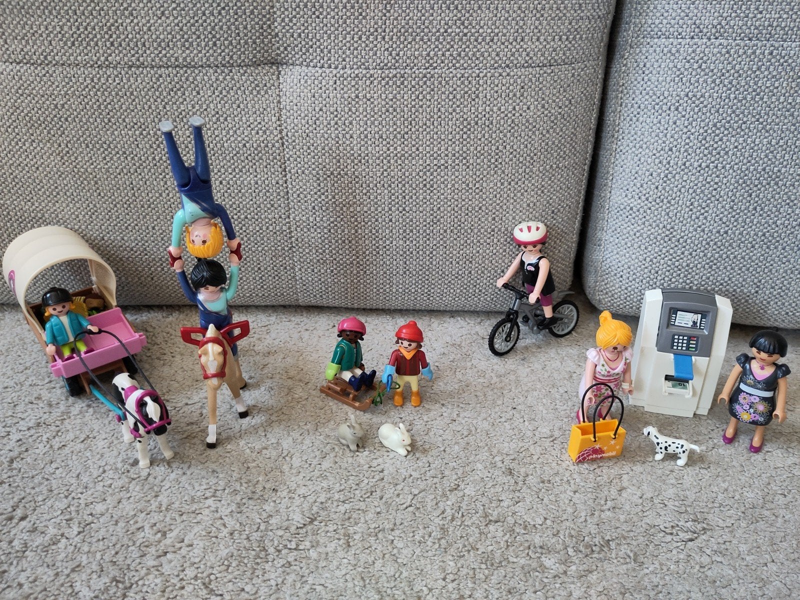 5 Playmobil: Huifkar, Turnsters, kinderen met slee en meer, Ophalen of Verzenden, Gebruikt, Jongen of Meisje