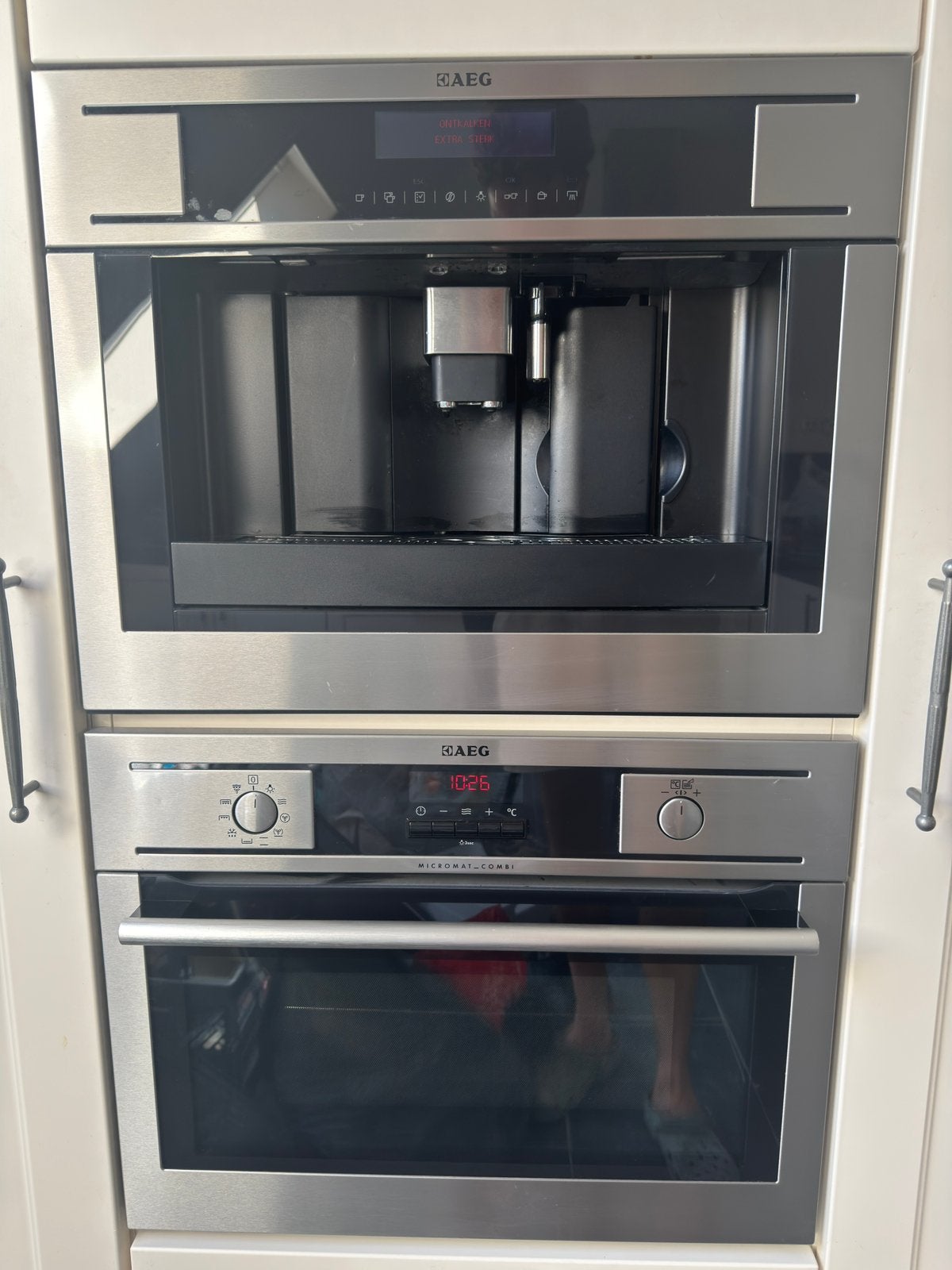 AEG PE4571 & KM4400001M Combi Magnetron en Koffiemachine, Ophalen, Afneembaar waterreservoir, Gebruikt, Koffiebonen