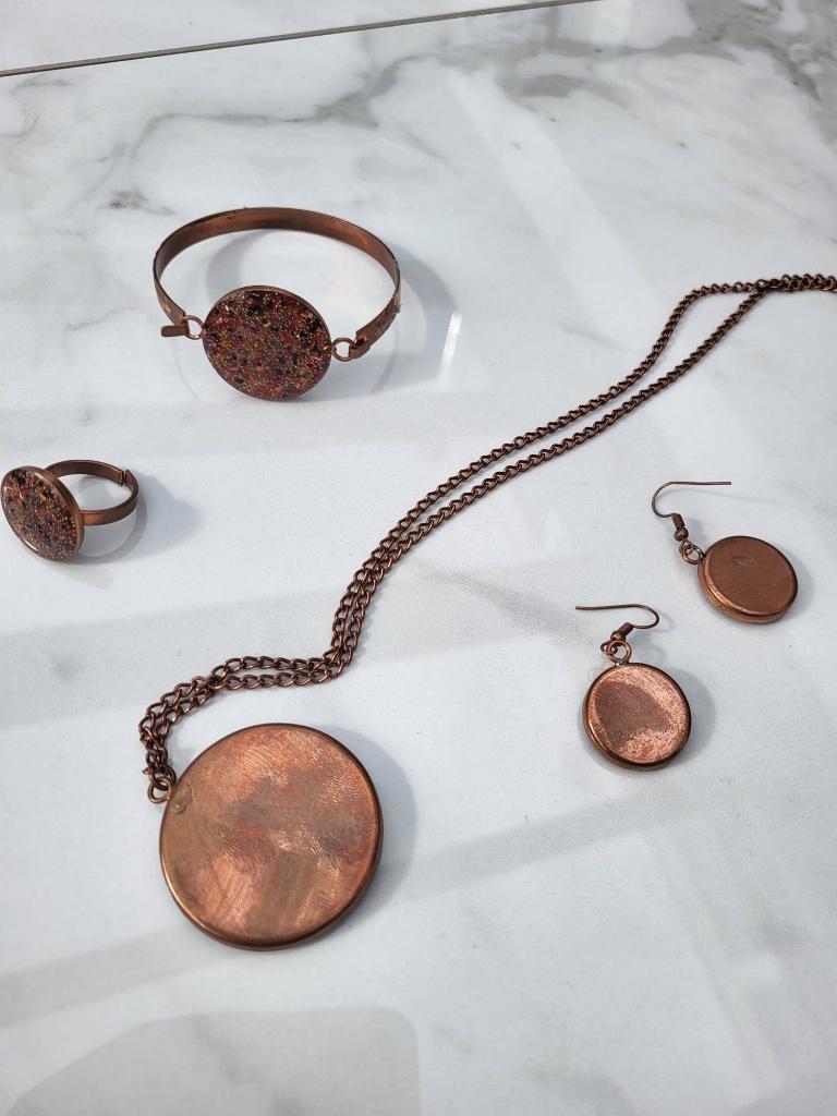 Sieraden set lichtbruin (ref;d398), Overige materialen, Overige voorstellingen, Bruin, Nieuw