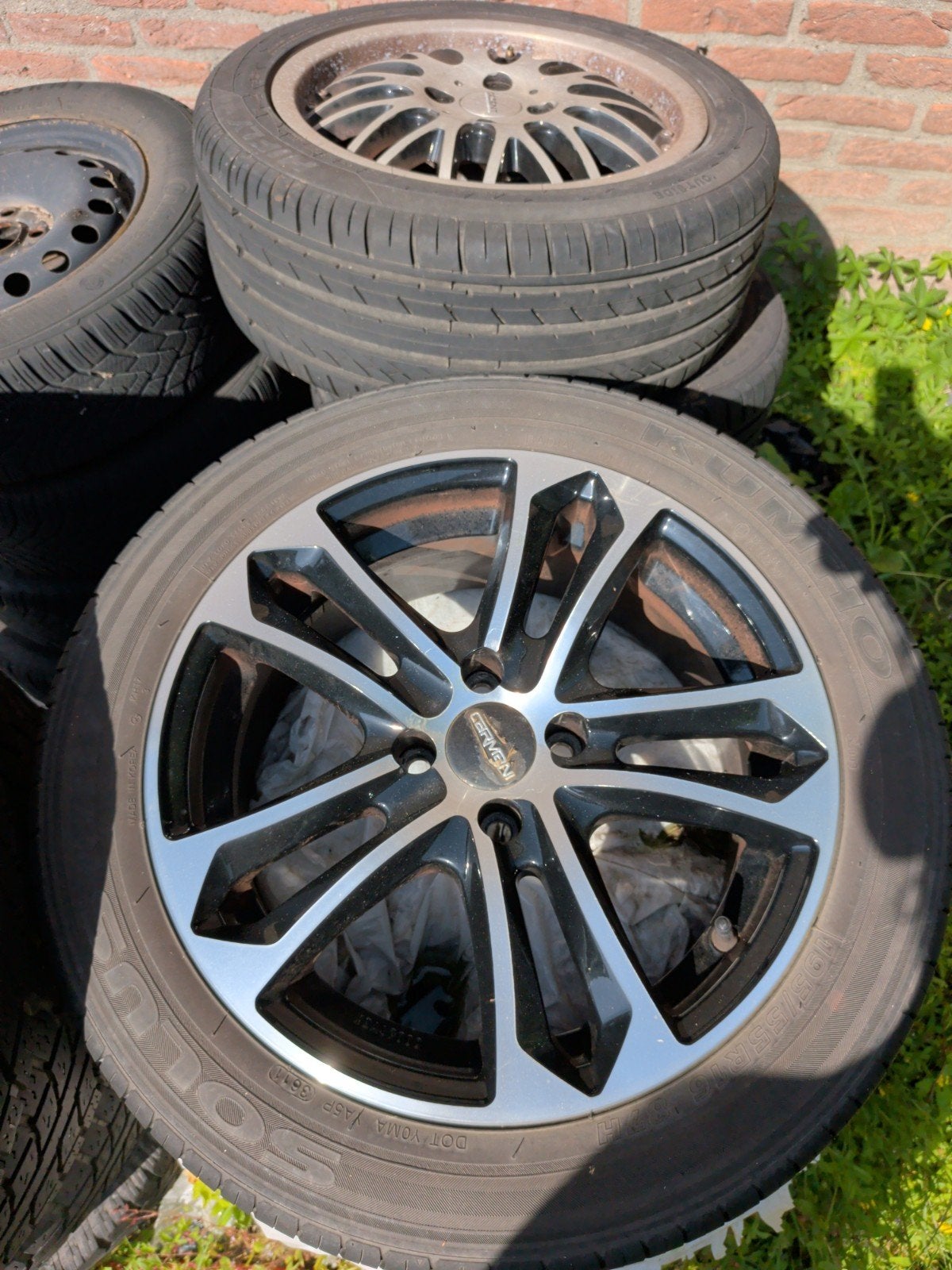 Carmani 16 inch Velgen met banden, Auto-onderdelen, Ophalen, Gebruikt, 16 inch, Banden en Velgen