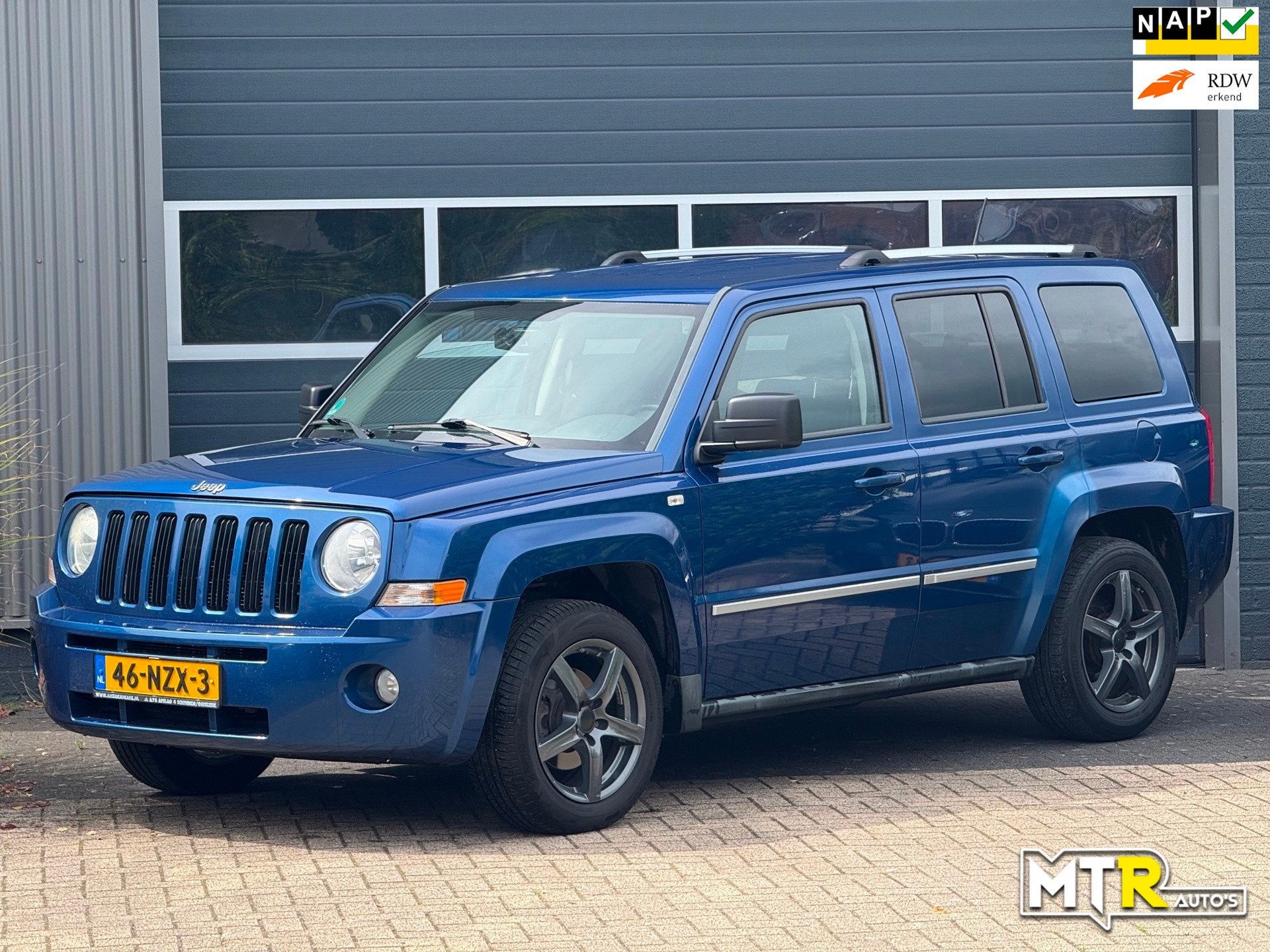 Jeep Patriot 2.4 Limited Liberty 1e EIG|NAP|AUT|4x4|CRUISE, Auto's, Automaat, Euro 5, 450 kg, Gebruikt