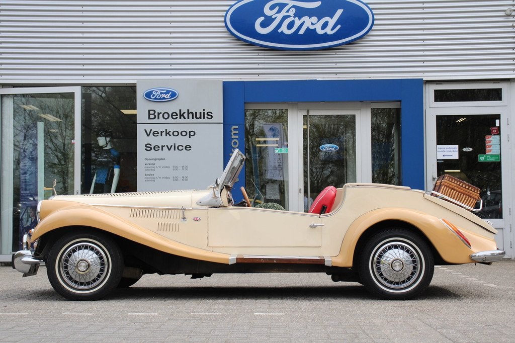 Ford Cortina 1600 Spartan, Auto's, Lederen bekleding, 12 maanden, Leder, Bedrijf