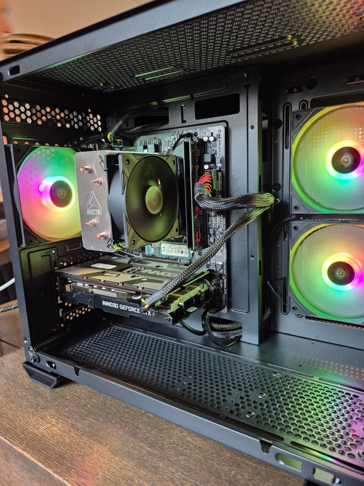 High Performance Game PC RTX 2070 8GB 16GB intern Ryzen 7, Ophalen, 240GB M.2 SSD Kioxia en 1TB HDD HGST, GIGABYTE, Virtual Reality