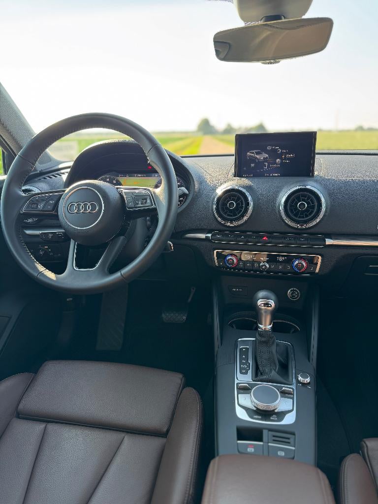 Foto 6 van Audi A3 • 35TFSI • AUT • ACC • Leder • Carplay