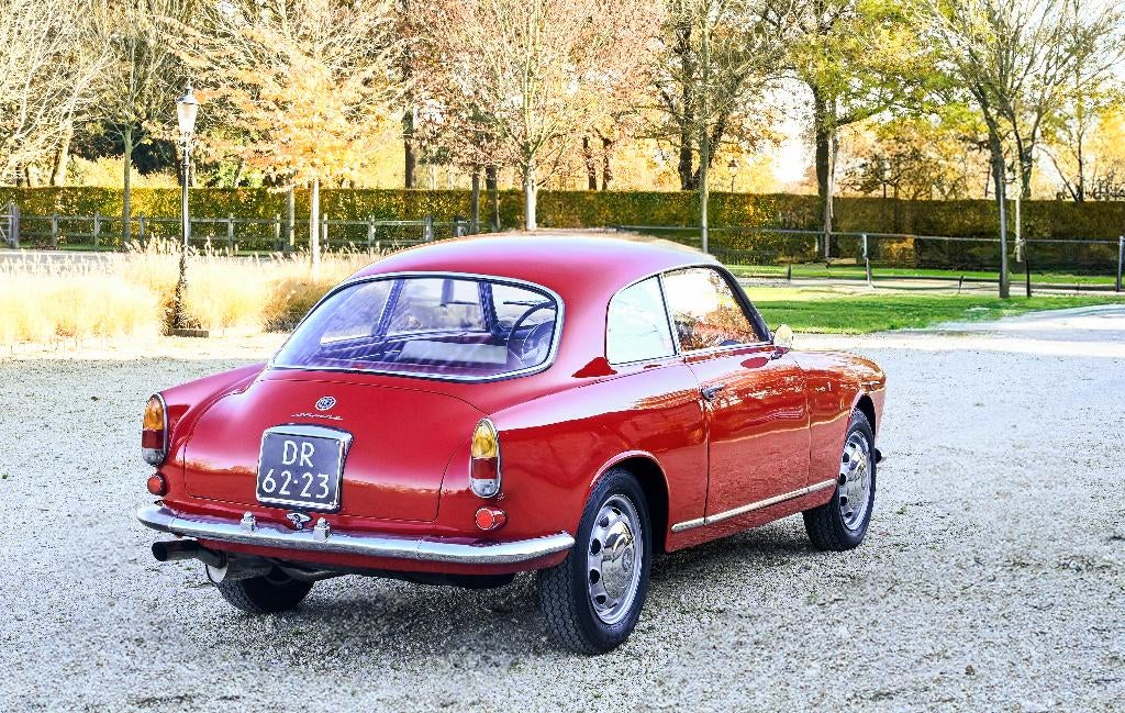 Alfa Romeo Giulietta 1.3 Sprint 1960 Rood, Auto's, Achterwielaandrijving, 4 cilinders, Leder, Overige kleuren