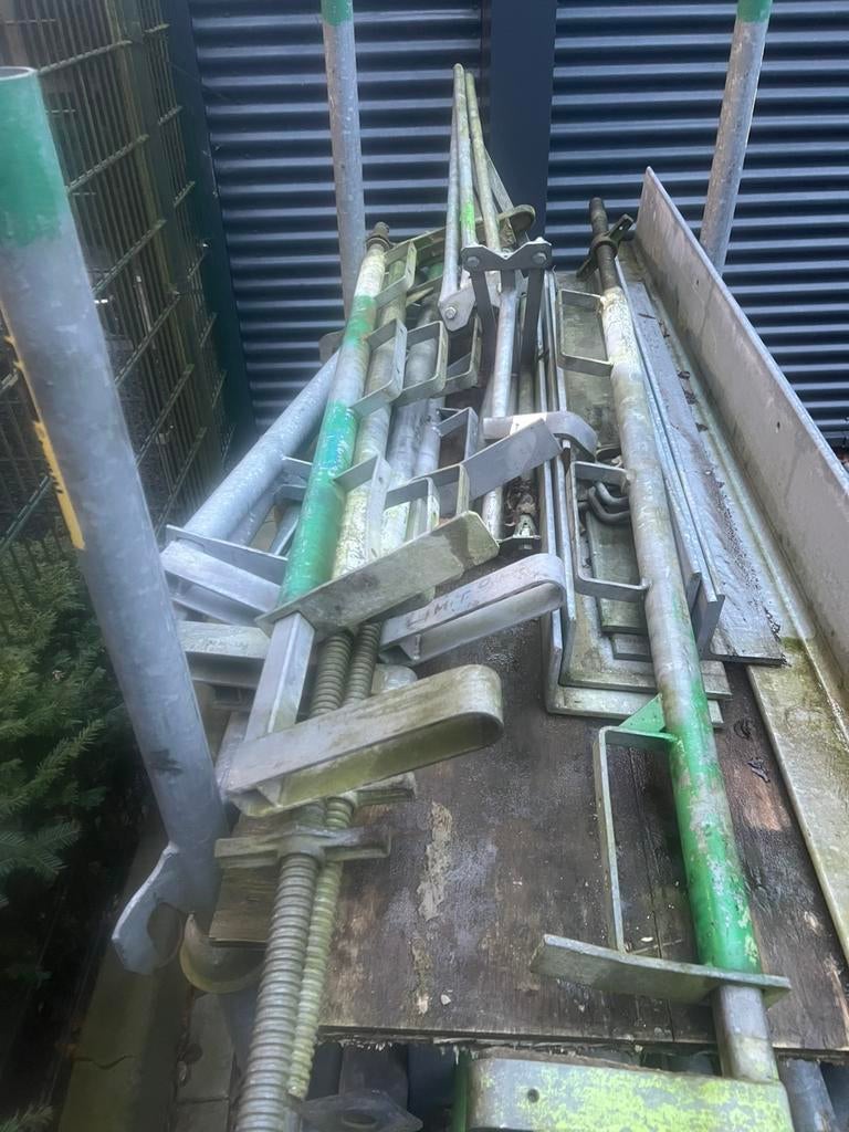 Te koop klem leuninghouders, Doe-het-zelf en Verbouw, Ophalen of Verzenden