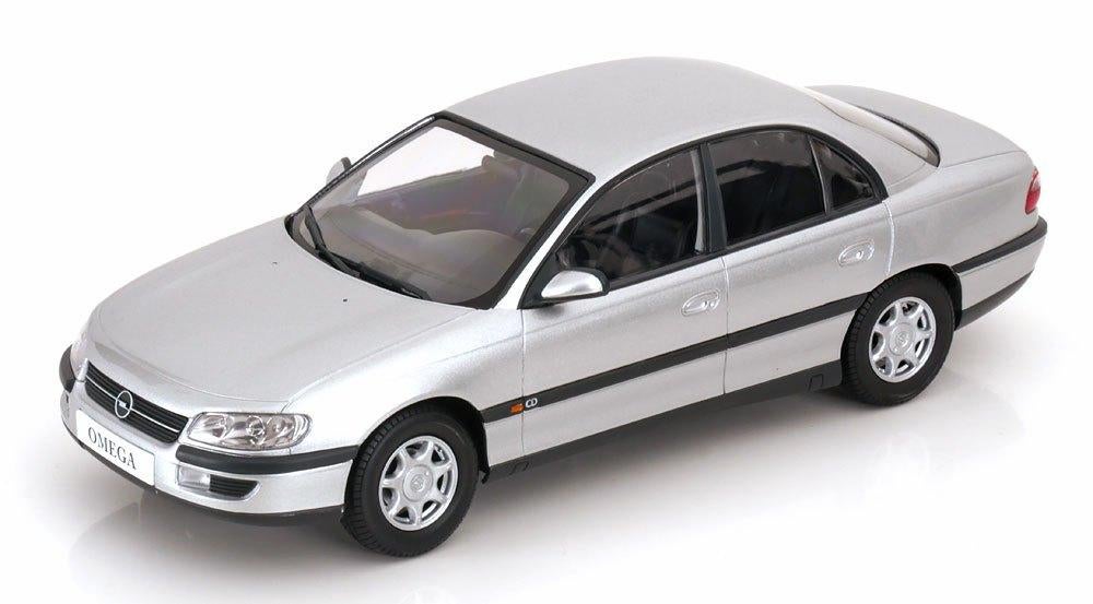 JSN Triple9 1:18 Opel Omega B 1996 - zilver, Hobby en Vrije tijd, Modelauto's | 1:18, -, Nieuw, Ophalen of Verzenden, Overige merken