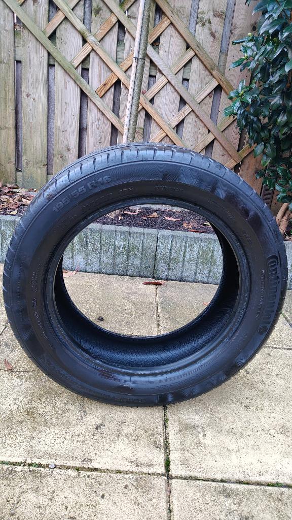 2x Continental zomerbanden 195/55 R16 – goede staat, Auto-onderdelen, Banden en Velgen, Ophalen, Gebruikt, 16 inch, Band(en)