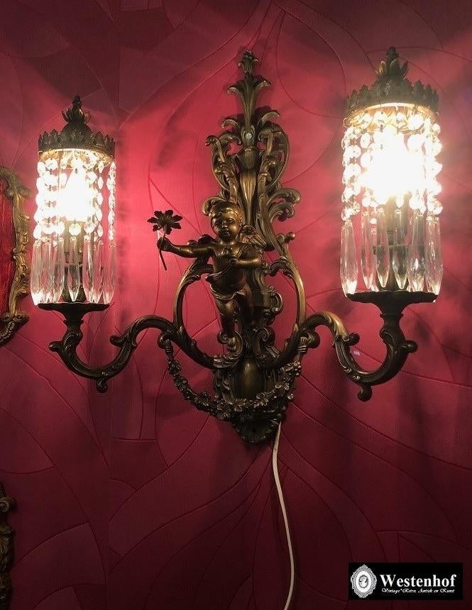 Grote Franse wandlamp antiek  - cupido brons met kristal, Huis en Inrichting, Ophalen of Verzenden, Gebruikt, Overige materialen