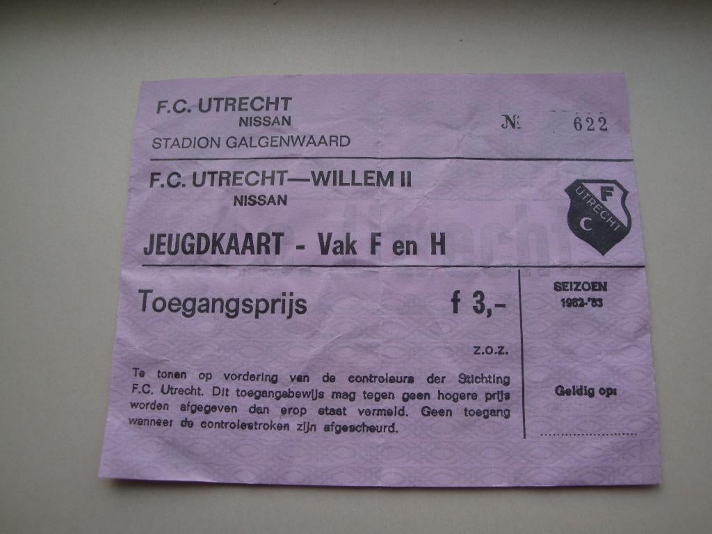 Voetbalkaartje F.C. Utrecht - Willem ll 1982 / 1983 nr. 64., Verzamelen, Sportartikelen en Voetbal, Verzenden, Gebruikt, Willem II