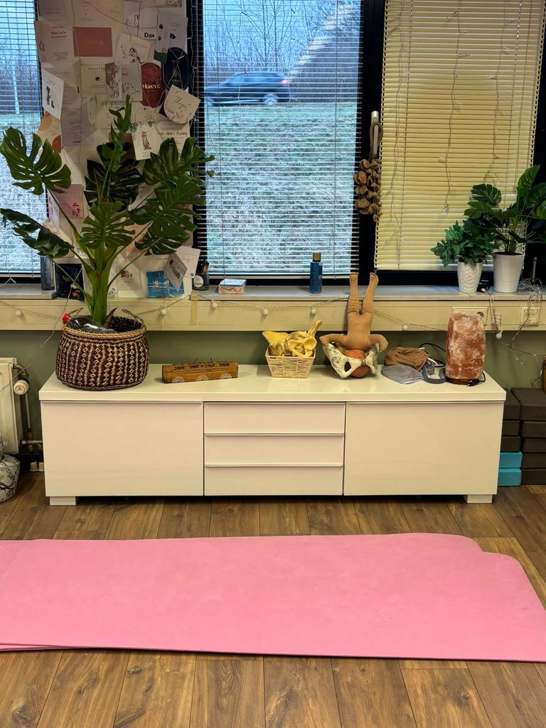 IKEA TV Meubel - besta tv benches, Ophalen, Kunststof, Gebruikt, 150 tot 200 cm