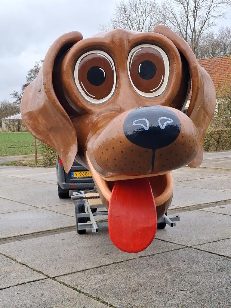 Carnaval   hondekop en hondenpakken, Ophalen, Zo goed als nieuw, Carnaval