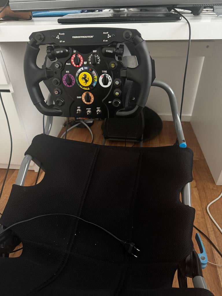 PS5 + F1 Race Setup - Complete Race, Ophalen of Verzenden, Zo goed als nieuw