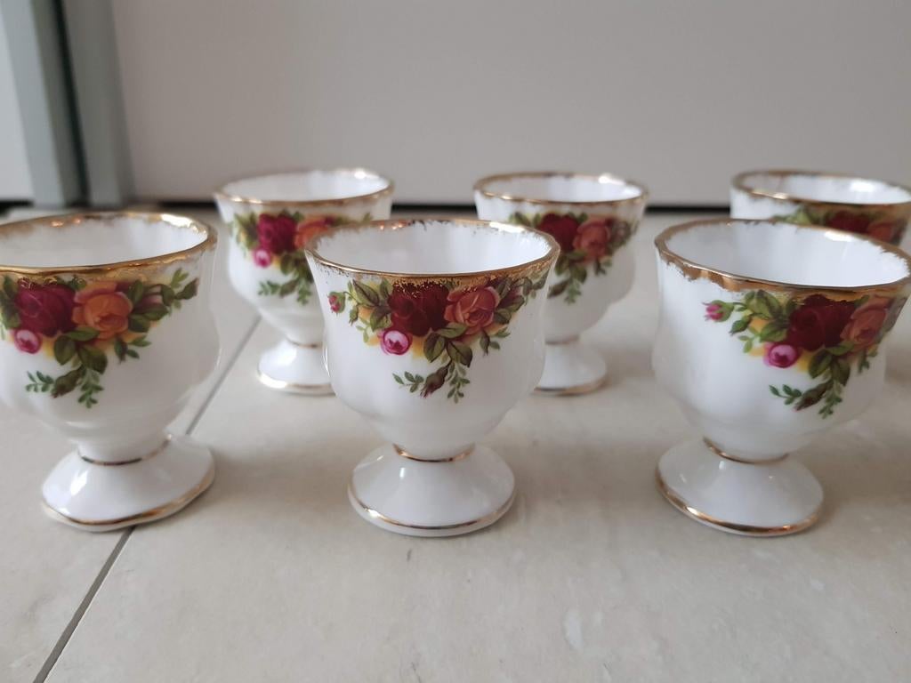Royal Albert Old Country Roses eierdop eierdoppen, Antiek en Kunst, Antiek | Servies los, Ophalen of Verzenden