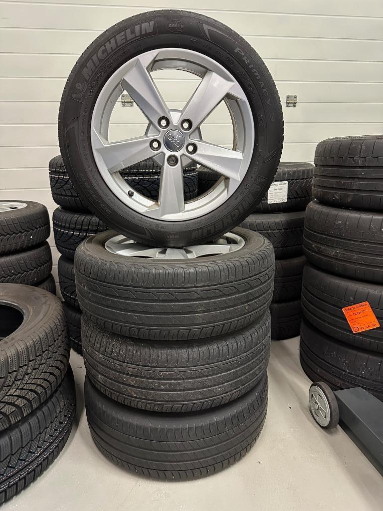 Lichtmetalen zomerwielen set Audi Q2, Ophalen, Banden en Velgen, 17 inch, Personenwagen
