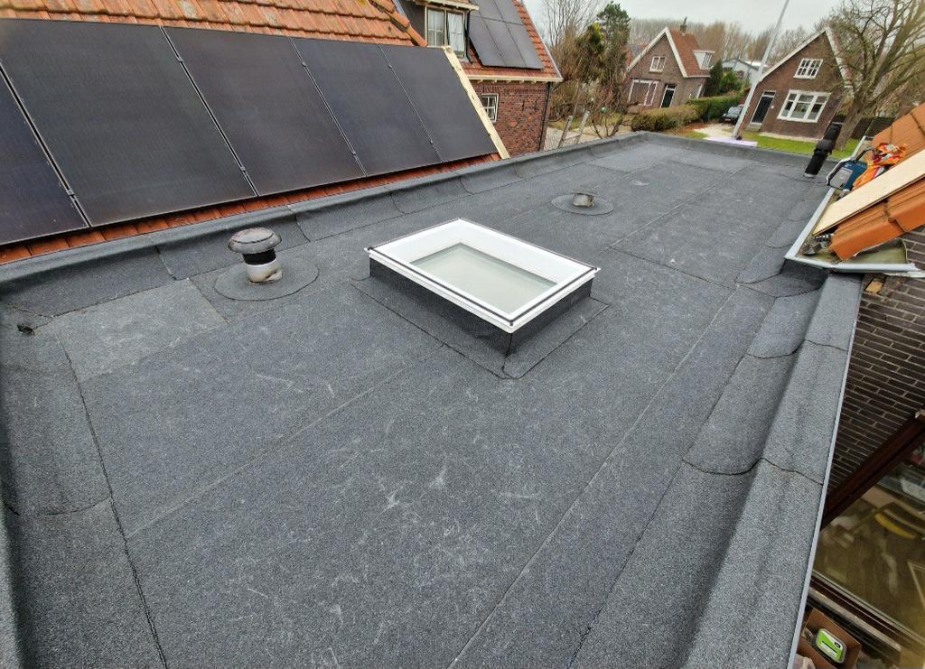Dakdekker regio Rotterdam/Den Haag 10 jaar ervaring bitumen, Diensten en Vakmensen, Dakdekkers en Rietdekkers