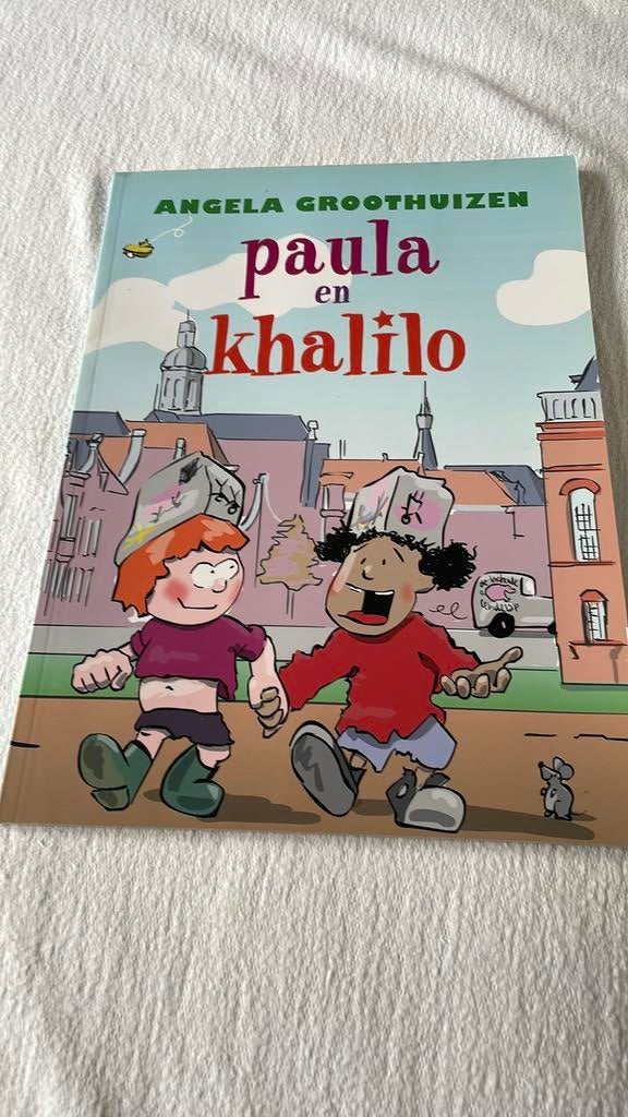 Paula en Khalito, Angela Groothuizen, Boeken, Kinderboeken | Kleuters, Ophalen of Verzenden, Zo goed als nieuw, Fictie algemeen