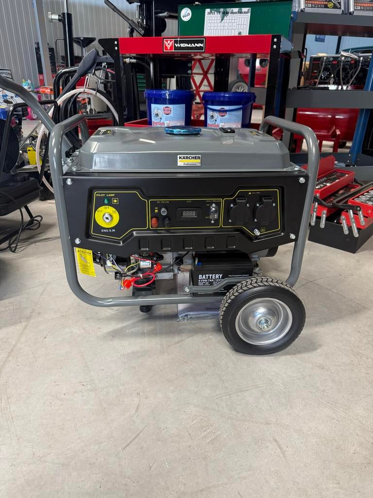 Nieuwe Karcher generator / aggregaat nood stroom benzine, Doe-het-zelf en Verbouw, Gereedschap | Handgereedschap, Nieuw, Ophalen