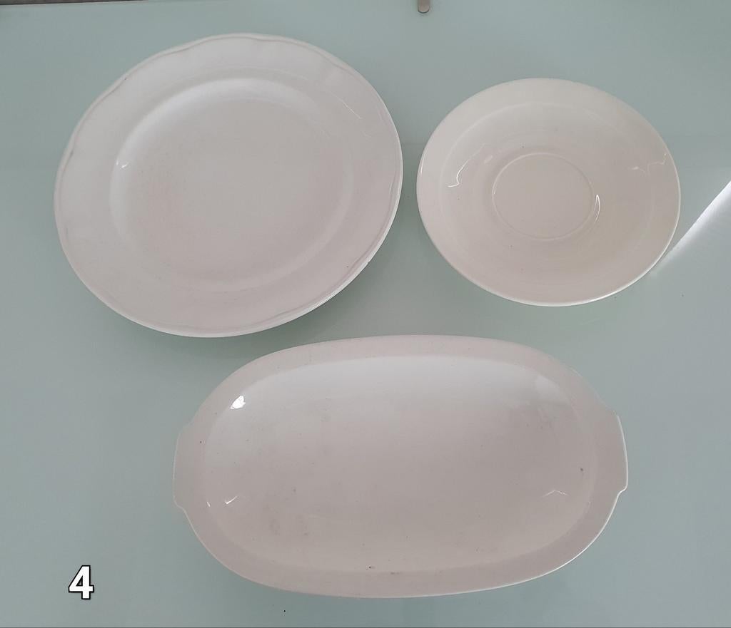 3 stuks cremekleurige vintage Petrus Ragout Maastricht servi, Ophalen of Verzenden