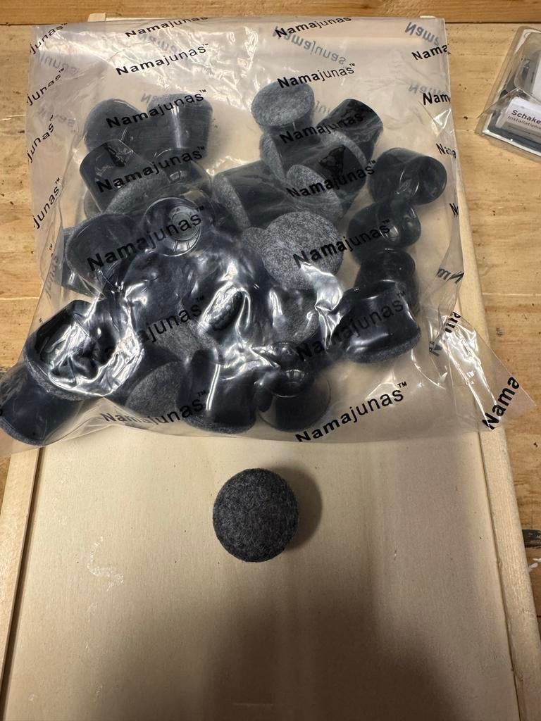 32 Stoeldoppen Rond 30mm - Nieuw, Huis en Inrichting, Ophalen of Verzenden, Nieuw