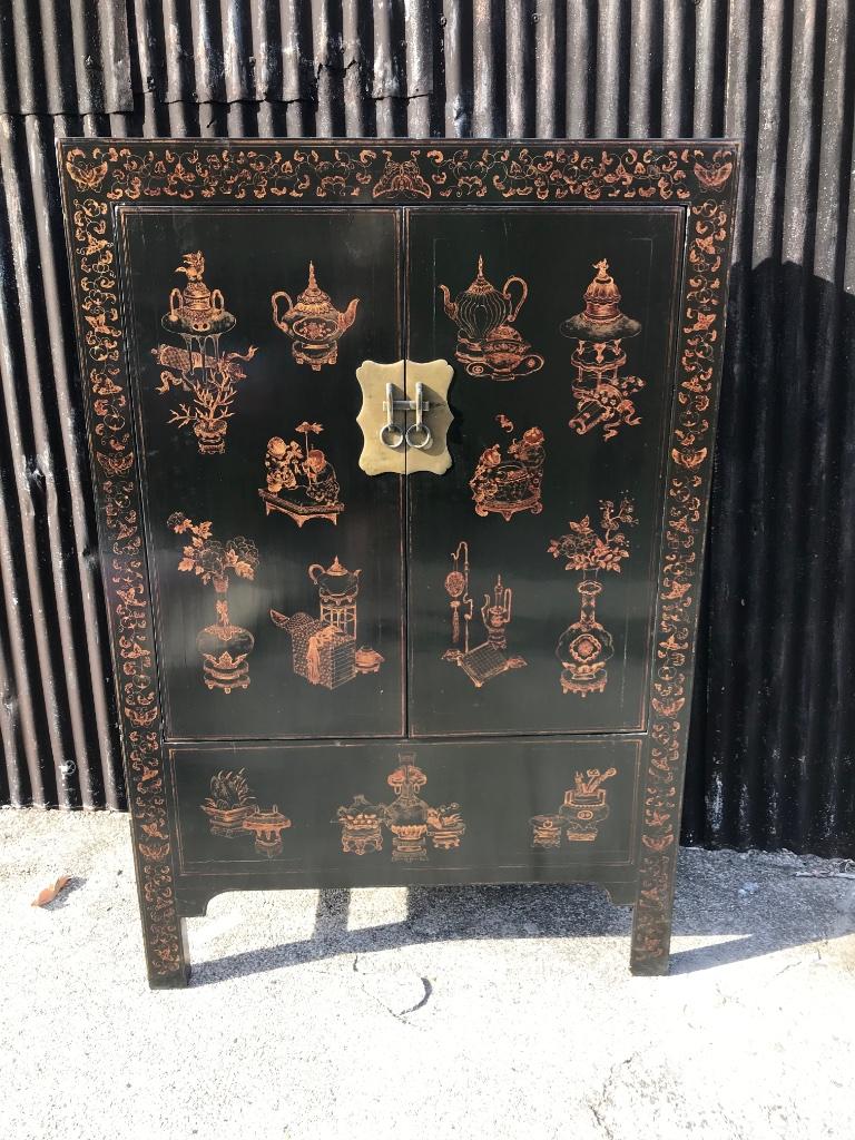 Chinese bruidskast handbeschilderd chinees kast zwart, Verburgt Vintage, Gebruikt, Ophalen of Verzenden, https://verburgtvintage.nl/#contact
