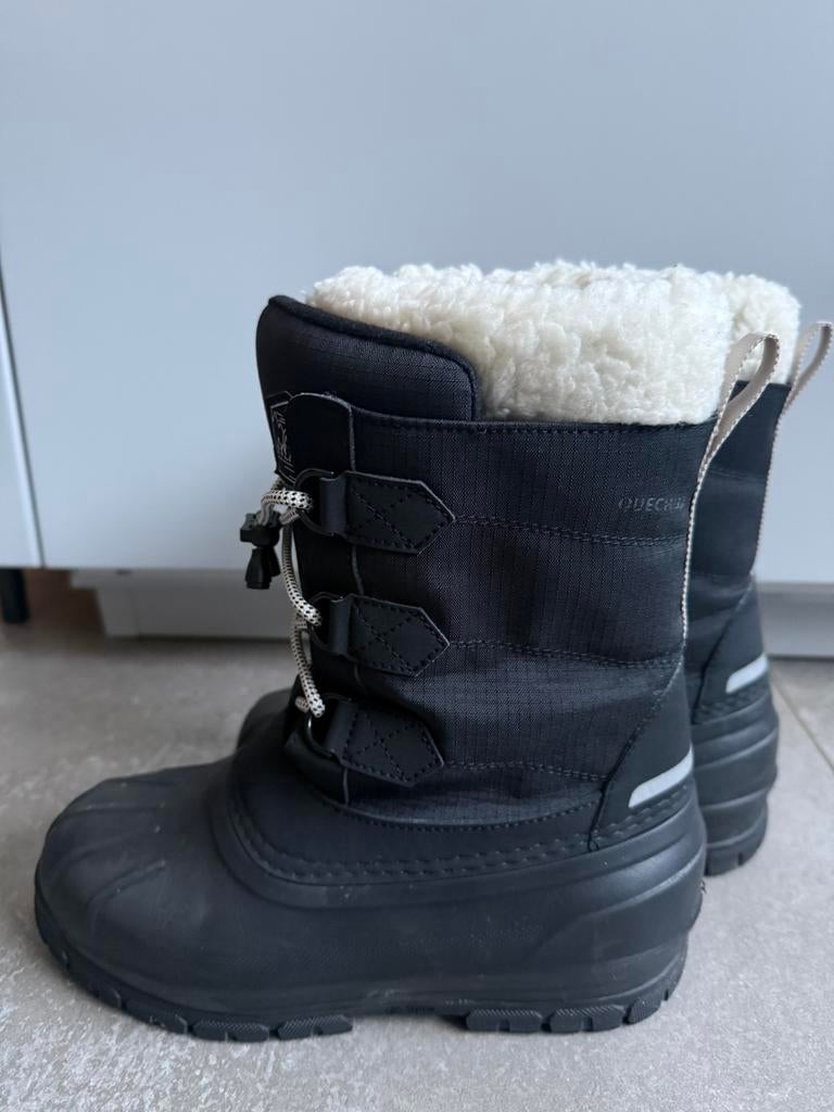 Decathlon sneeuw boots / laarzen maat 36, Kinderen en Baby's, Kinderkleding | Schoenen en Sokken, Zo goed als nieuw, Laarzen, Jongen of Meisje
