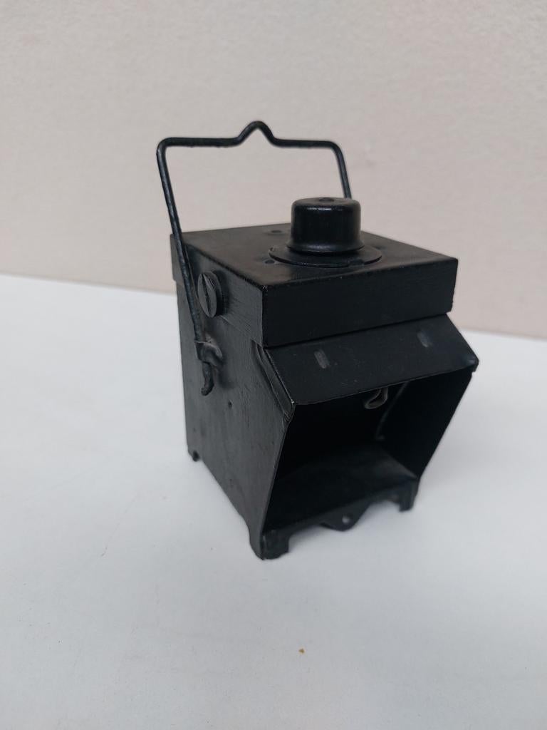 Wo 2 bunkerlamp, Ophalen