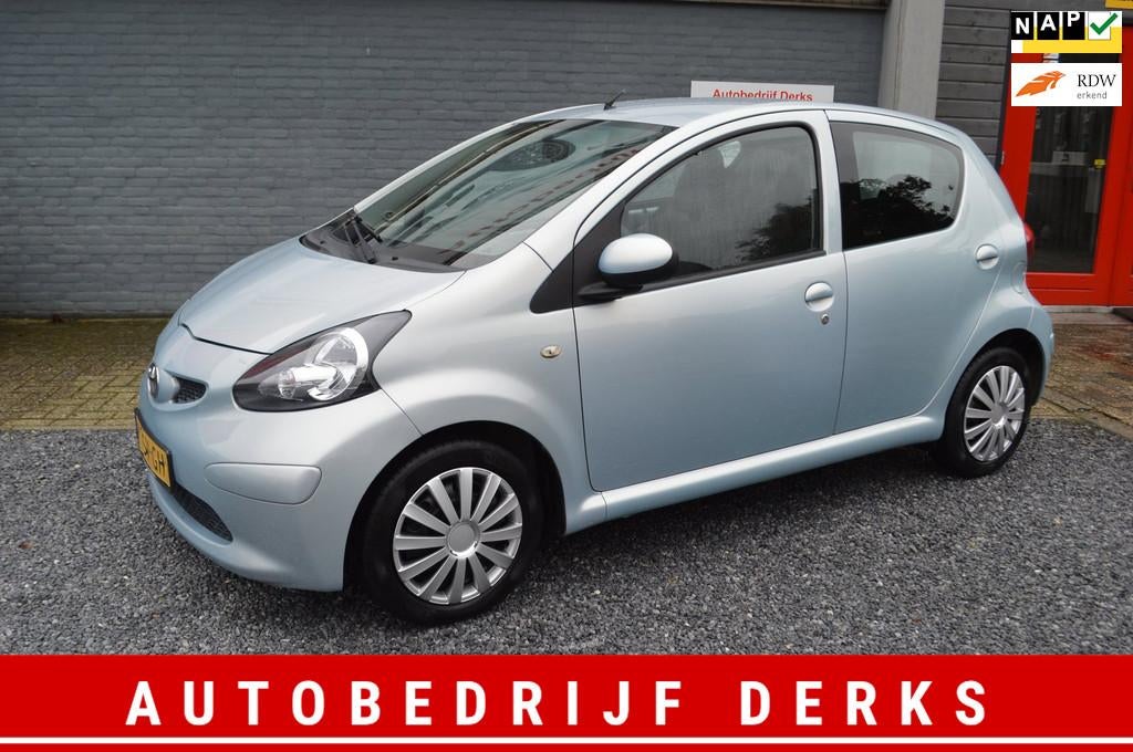 Toyota Aygo 1.0-12V + Airco Stuurbekrachtiging 5Drs Jaar Gar, Voorwielaandrijving, Stof, Gebruikt, Origineel Nederlands