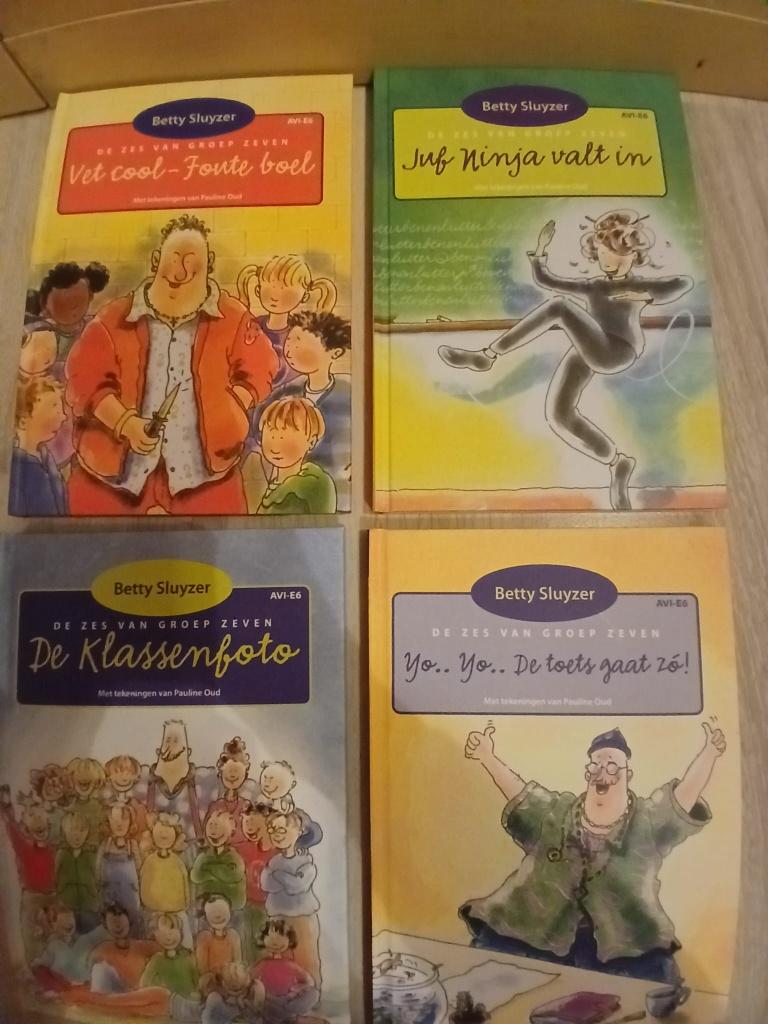 BETTY SLUYZER De zes van groep zeven (7 titels in 5 boeken), Ophalen of Verzenden, Gelezen, Betty Sluyzer