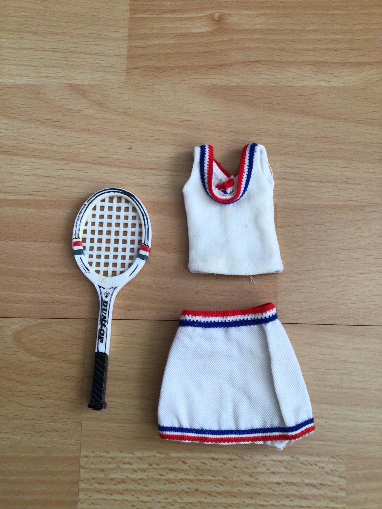 Vintage Barbie Sindy Fleur, Ophalen of Verzenden, Gebruikt, Kleertjes