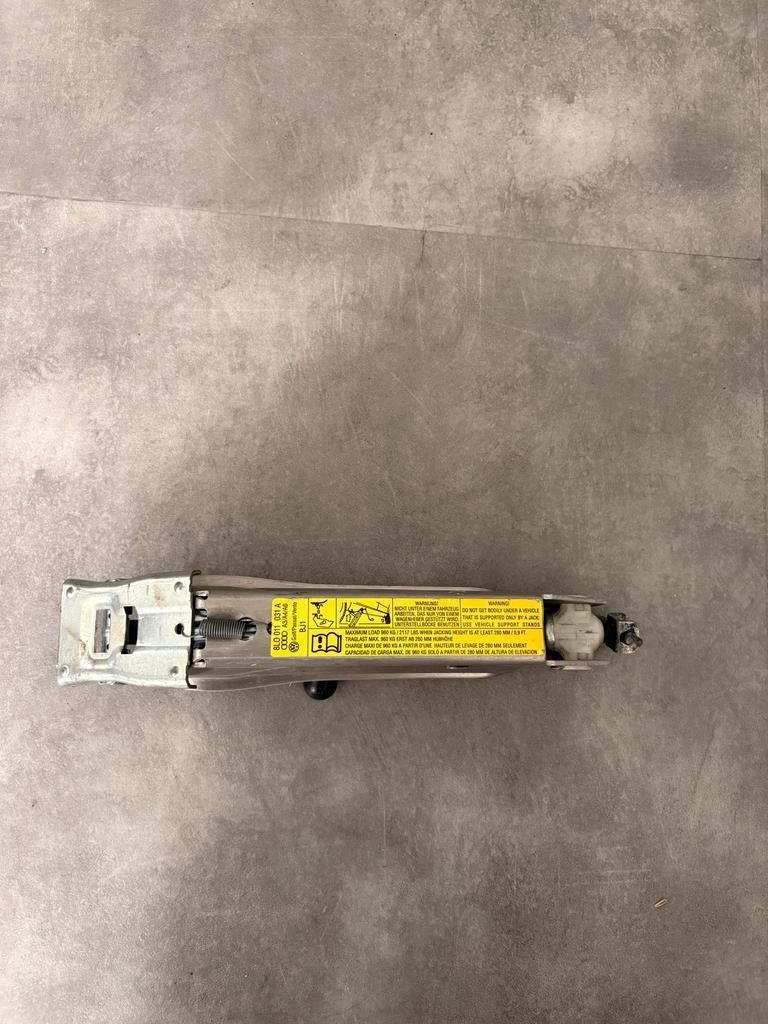 Krik voor Volkswagen Golf/Passat/Vento, Auto diversen, Krikken, Ophalen of Verzenden, Gebruikt, Mechanisch, Schaarkrik
