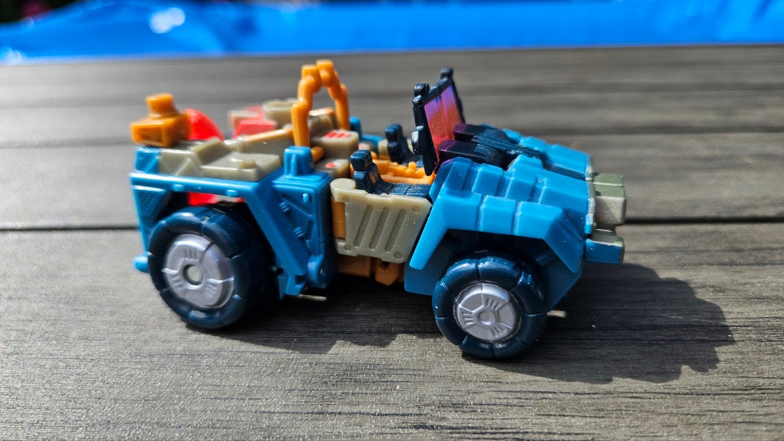 Transformers jeep, Overige generaties, Ophalen of Verzenden, Zo goed als nieuw