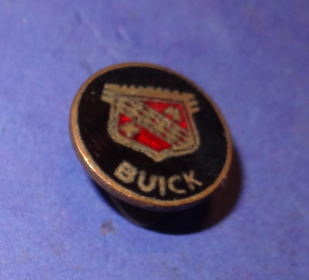 Buick Geemailleerde Revers Knoop 16 mm Doorsnee, Verzenden, Gebruikt, Transport, Speldje of Pin