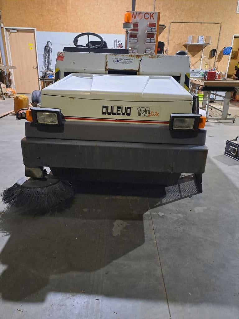 Dulevo veegmachine, Ophalen, Gebruikt