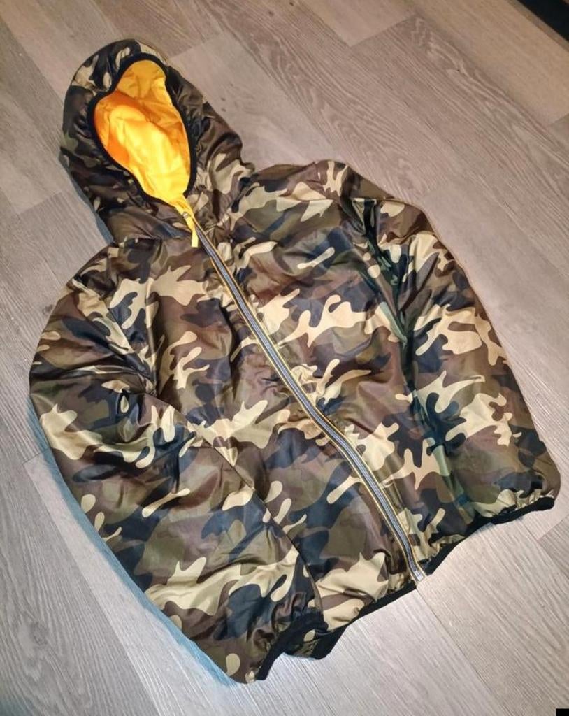 Reversible kinderjas camouflage/geel - Maat 11 jaar, Ophalen of Verzenden, Zo goed als nieuw, Jongen of Meisje, Jas