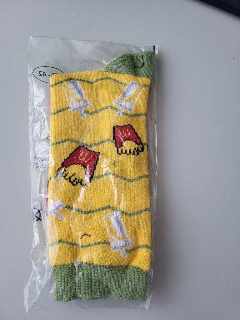 McDonalds sokken, maat 38-42, Kleding | Dames, Sokken en Kniesokken, Geel, Nieuw, Ophalen of Verzenden