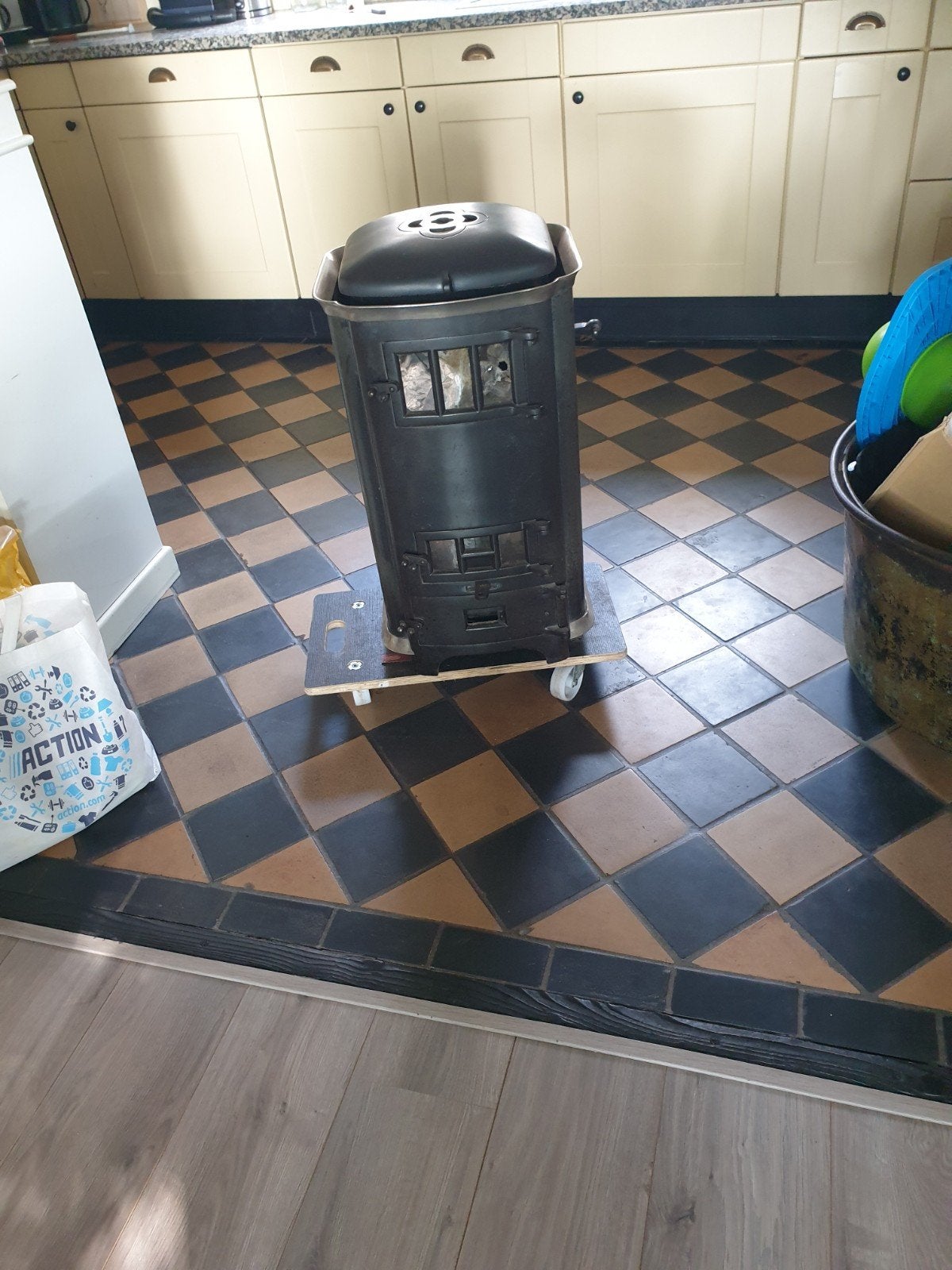 Antieke Kolenkachel / Houtkachel - Kon. Haardenfabriek, Huis en Inrichting, Ophalen, Gebruikt, Overige brandstoffen, Vrijstaand