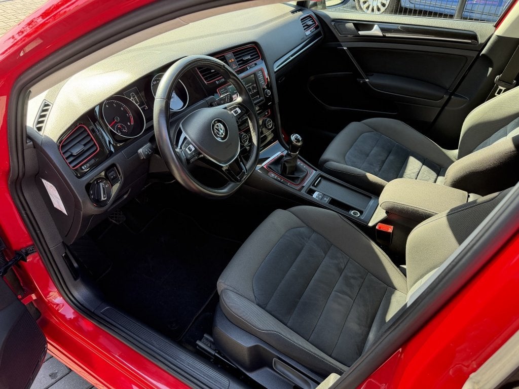 Volkswagen Golf 1.4 TSI Edition R-Line| 19"| ROOD| CLIMA| AC, Gebruikt, 620 kg, Handgeschakeld, 19 km/l