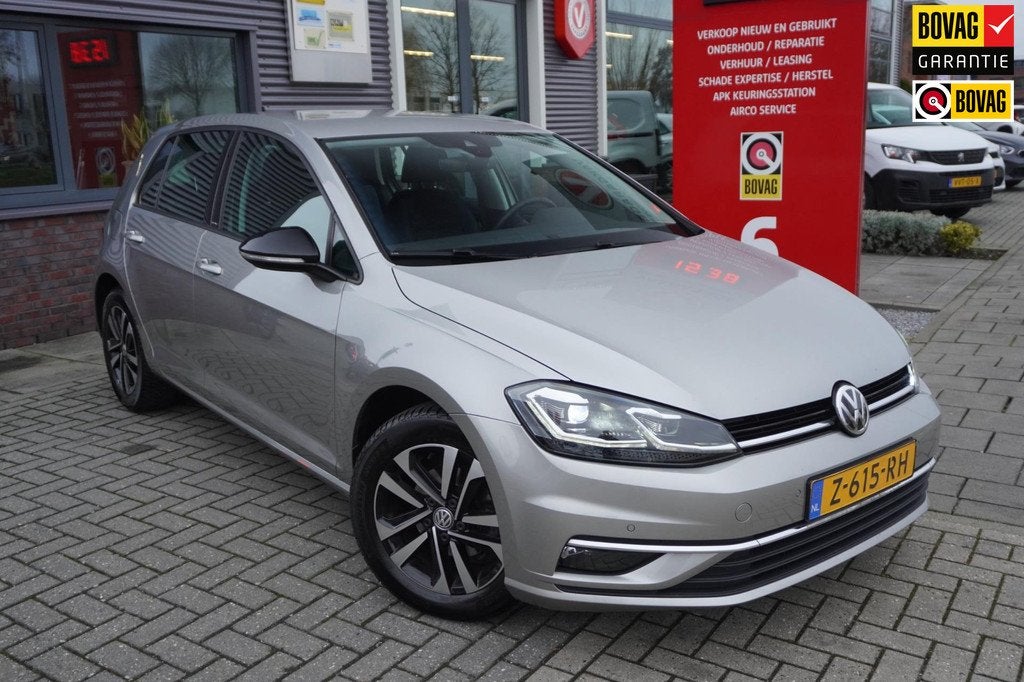 Volkswagen Golf 1.0 TSI Highline / ACC / Carplay / Camera /, Auto's, Volkswagen, Bedrijf, Te koop, Golf, ABS, Achteruitrijcamera