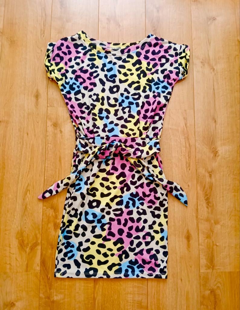 Roze/geel/blauwe panter jurk!! (NIEUW!), Kleding | Dames, Jurken, Ophalen of Verzenden, Zo goed als nieuw, Roze, Maat 36 (S)