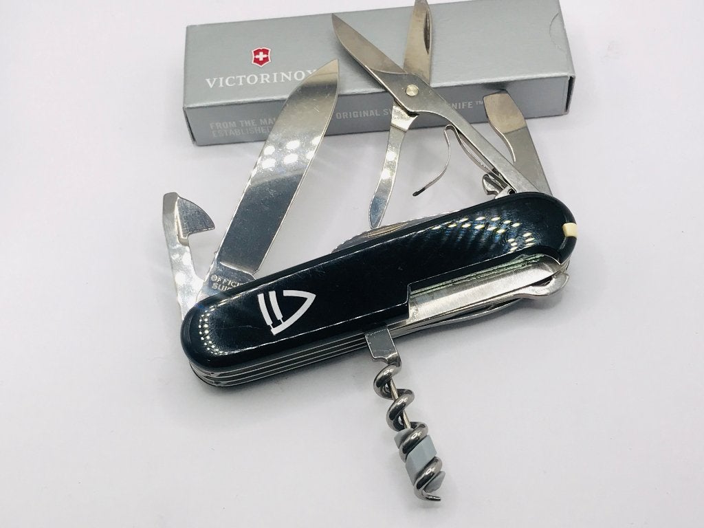 Victorinox Friends Group Knife no 2 2017  Compact VF logo, Ophalen of Verzenden, Zo goed als nieuw