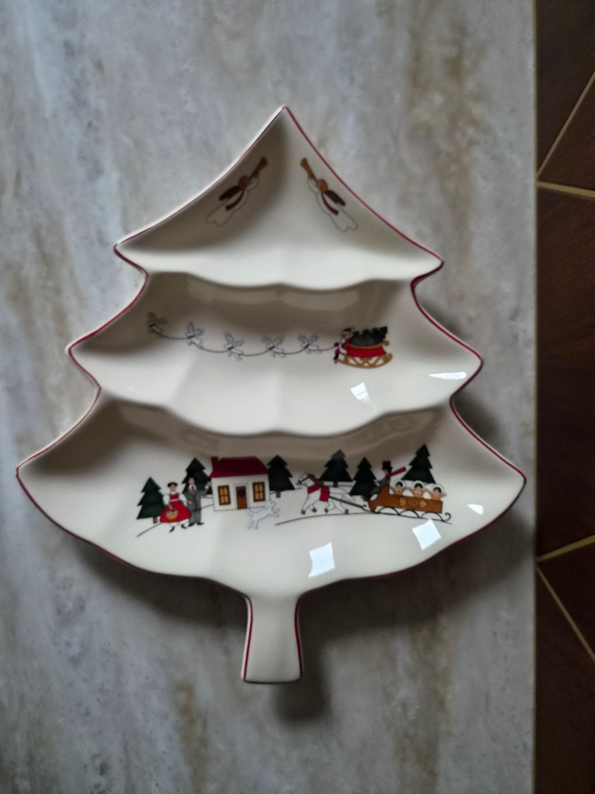 Mason's Christmas Village Kerstboom Serveerschaal, Overige merken, Keramiek, Ophalen of Verzenden, Schaal of Schalen