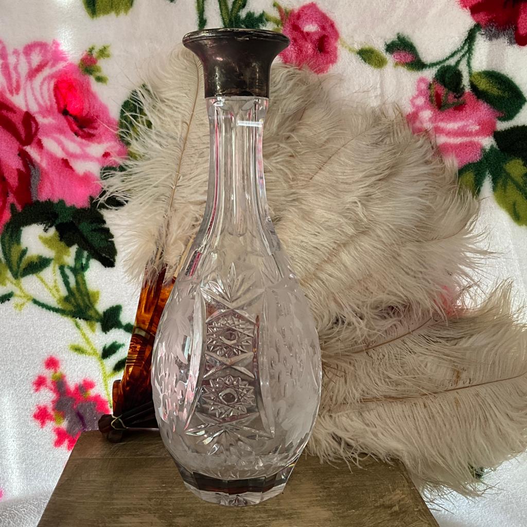 Antieke kristallen karaf prachtig bewerkt. In perfecte staat, Antiek en Kunst, Antiek | Glas en Kristal, Ophalen of Verzenden